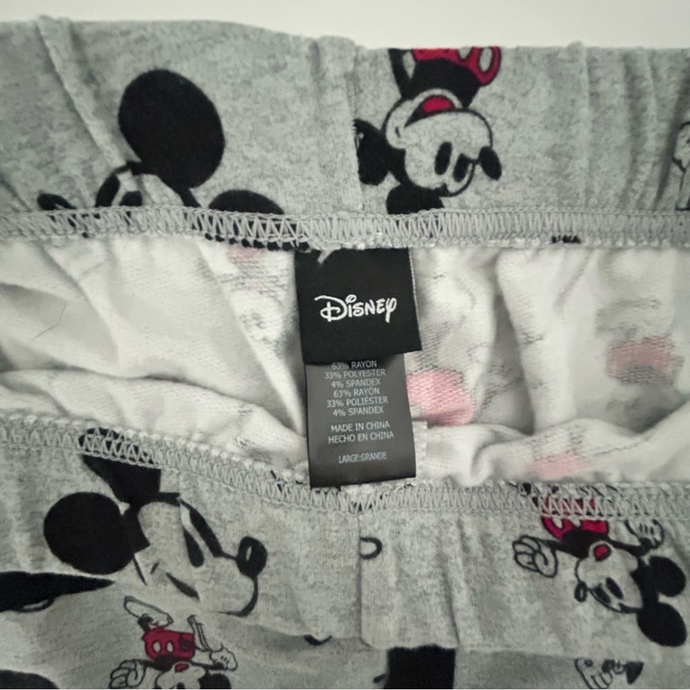 NWOT Disney Mickey Mouse Long Sleeve Soft Jersey Pajama Lounge Set, Size L - Picture 12 of 15